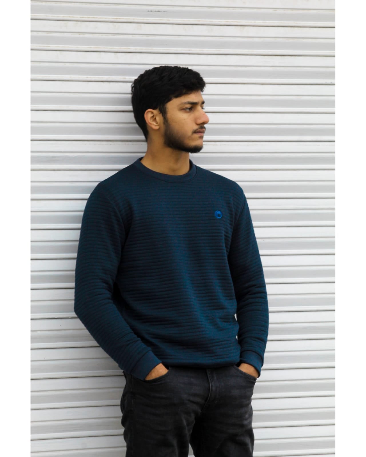 Textured crew neck